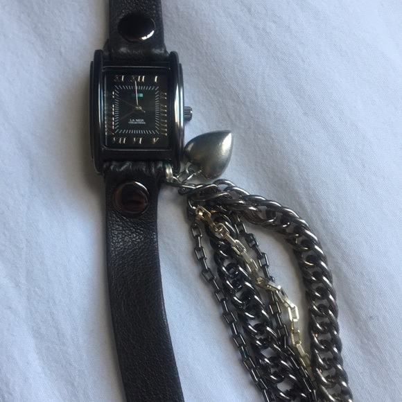 La Mer grey leather wrap watch Valentine’s edition - Picture 14 of 16